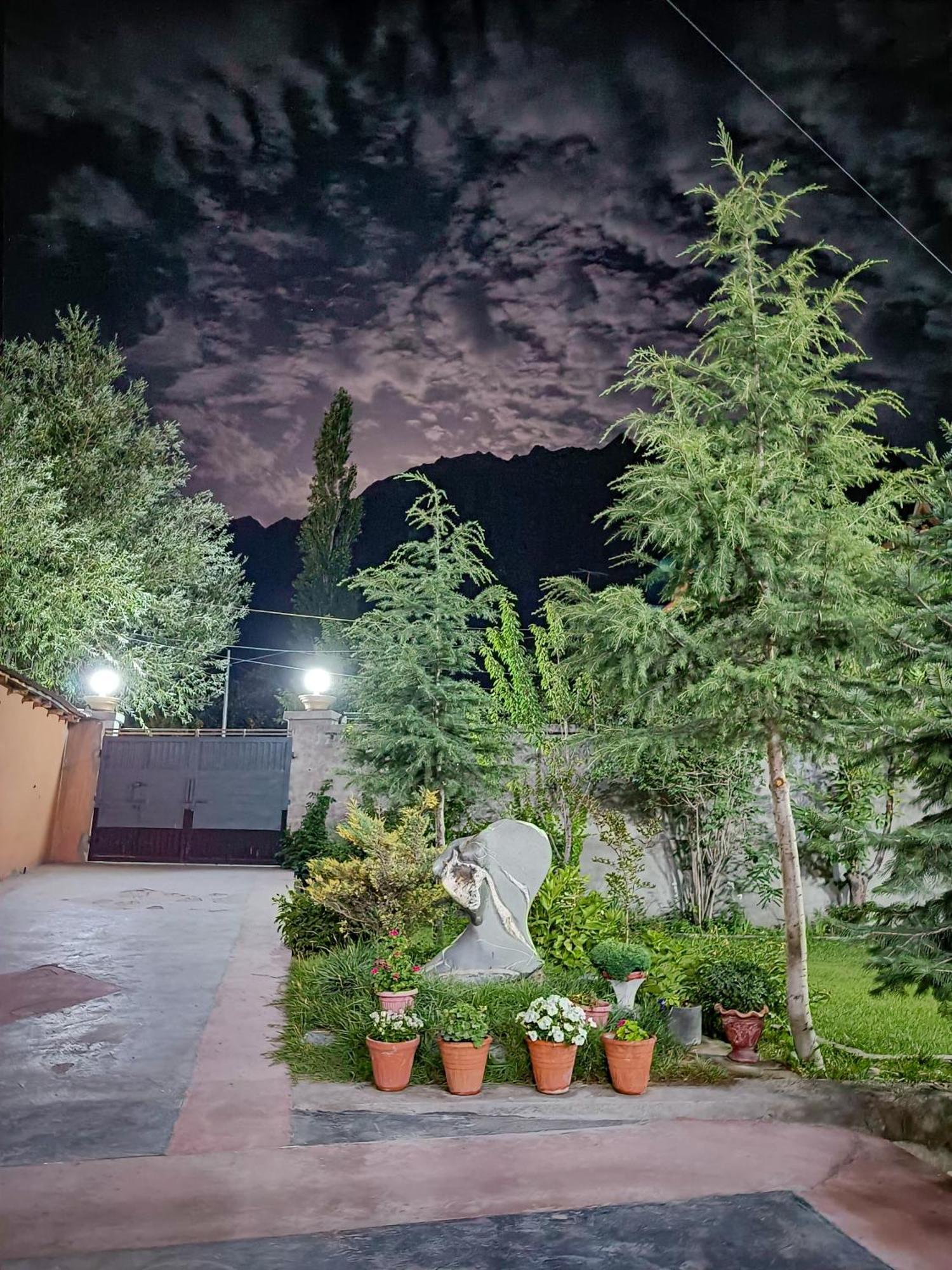 Taaj Residence Скарду Экстерьер фото